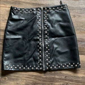 Black leather skirt with jewels